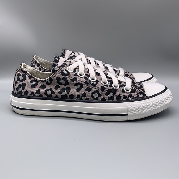 Converse Shoes - Converse Chuck Taylor All Star Low 'Leopard' Women's Sneakers    -   Size:  6.5